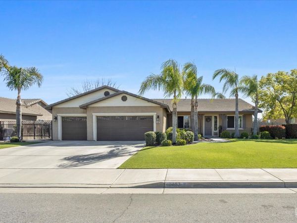 10407 Revere Beach Drive, Bakersfield, CA 93314