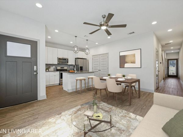 18812 Nicklaus DR, Point Venture, TX 78645