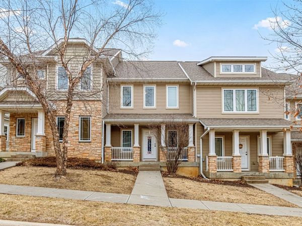 922 Ryan Court , Iowa City, IA 52246