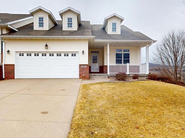 807 Maple Shade DRIVE, Holmen, WI 54636