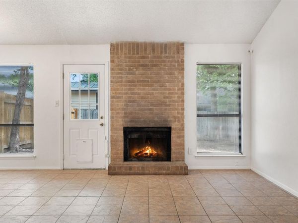 11435 Ptarmigan DR, Austin, TX 78758