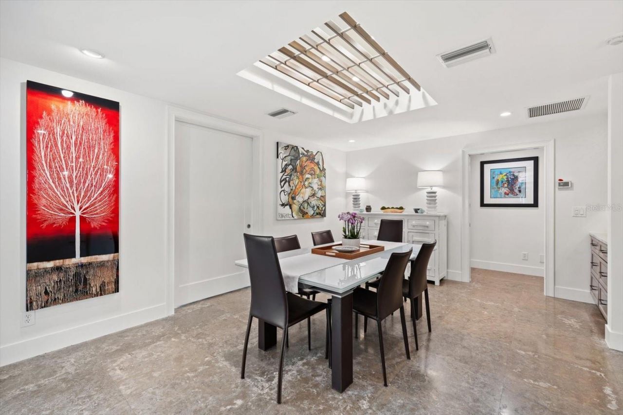 109 Driftwood Lane, Largo, FL 33770 Photo