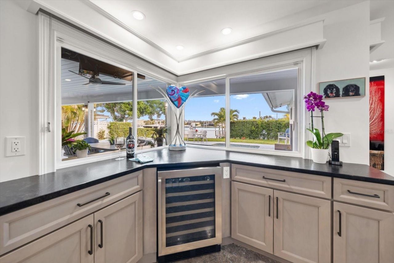 109 Driftwood Lane, Largo, FL 33770 Photo