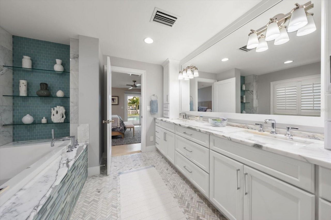 109 Driftwood Lane, Largo, FL 33770 Photo