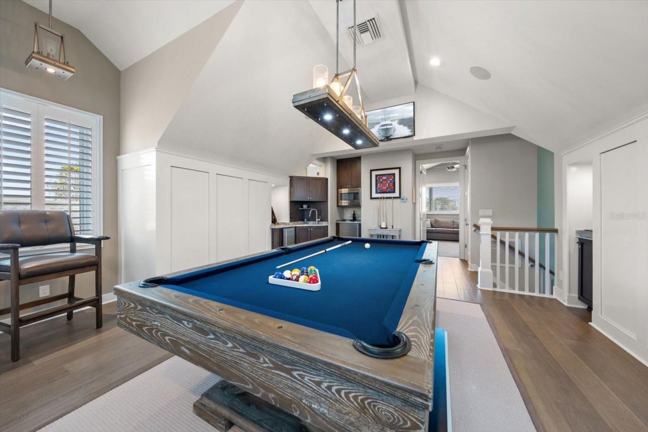 109 Driftwood Lane, Largo, FL 33770 Photo