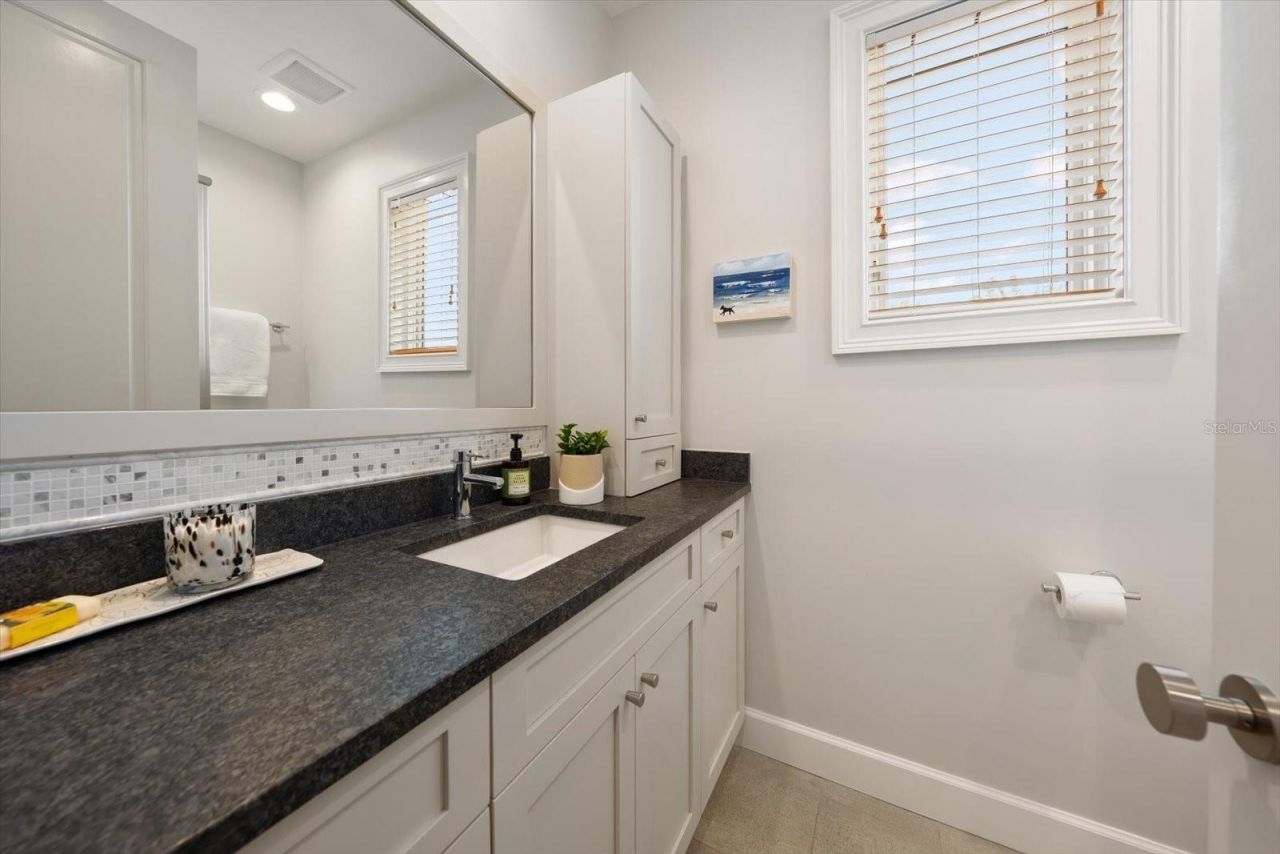 109 Driftwood Lane, Largo, FL 33770 Photo