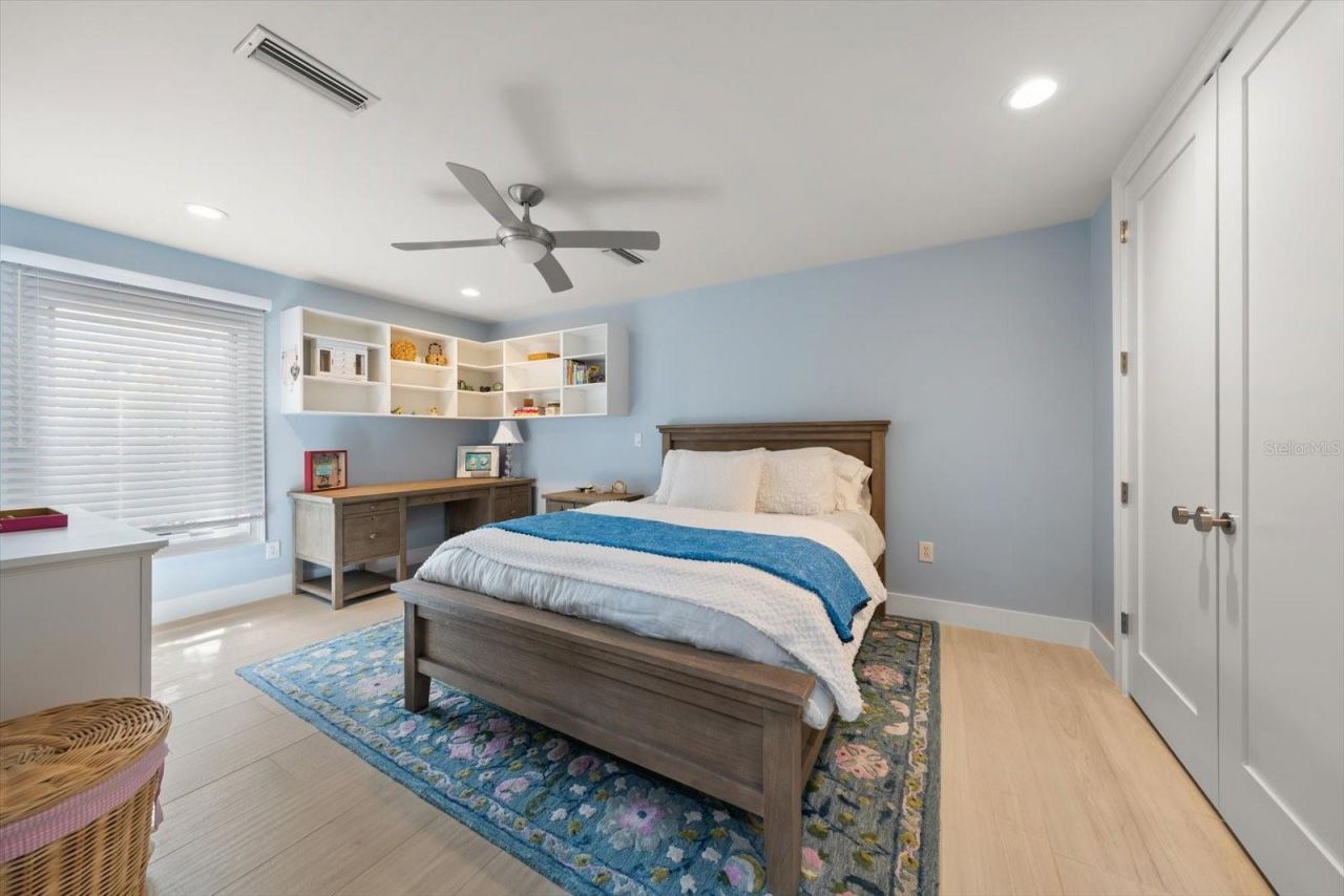 109 Driftwood Lane, Largo, FL 33770 Photo