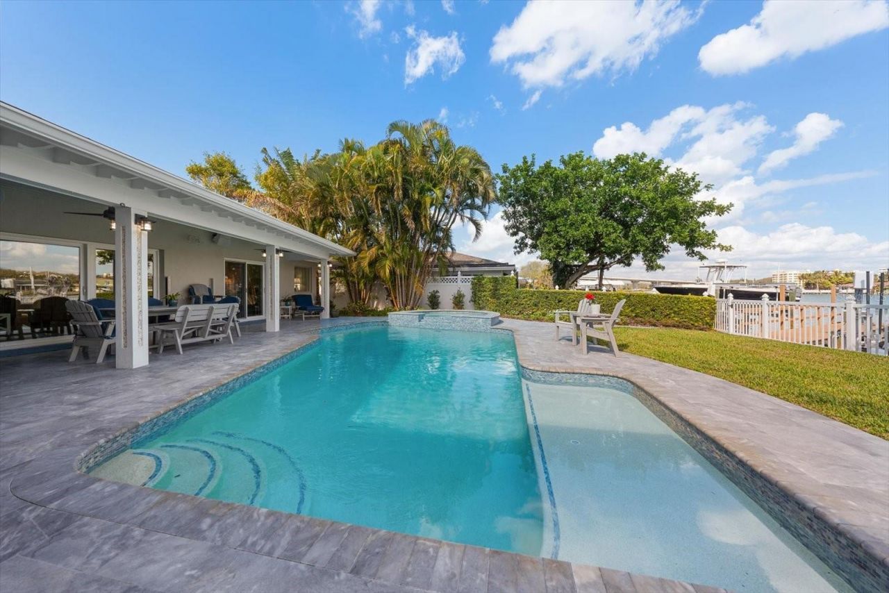 109 Driftwood Lane, Largo, FL 33770 Photo