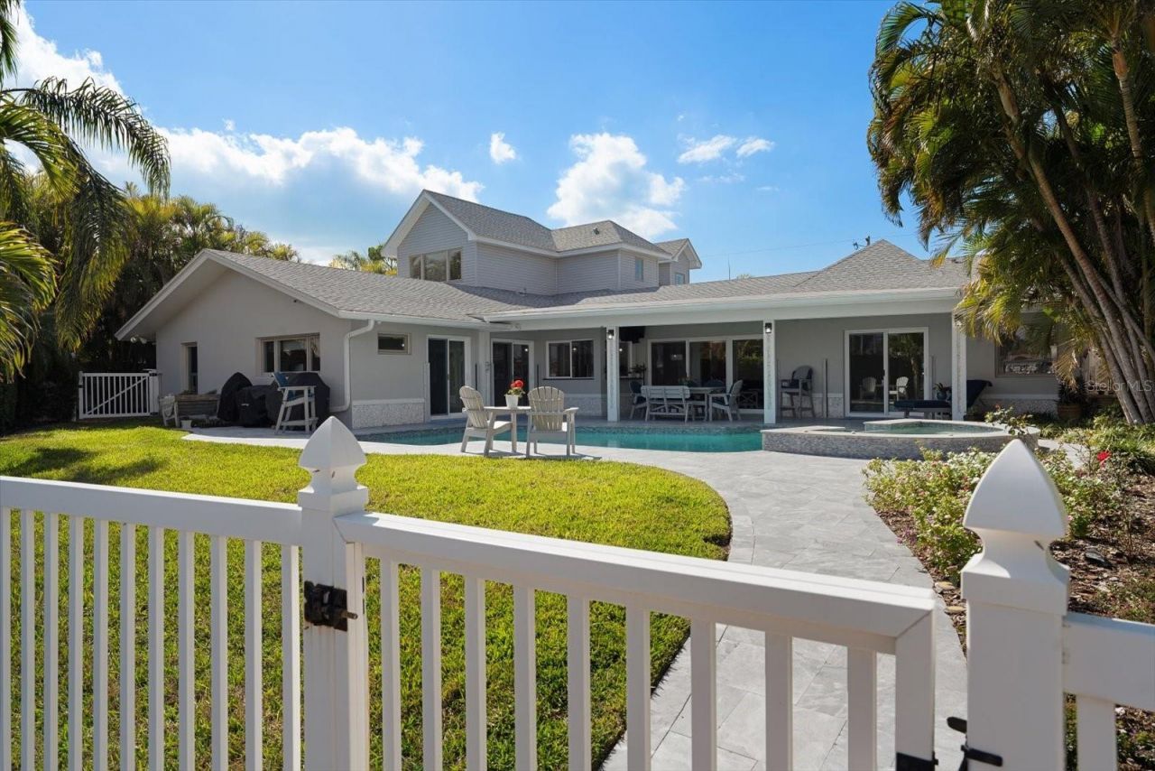 109 Driftwood Lane, Largo, FL 33770 Photo