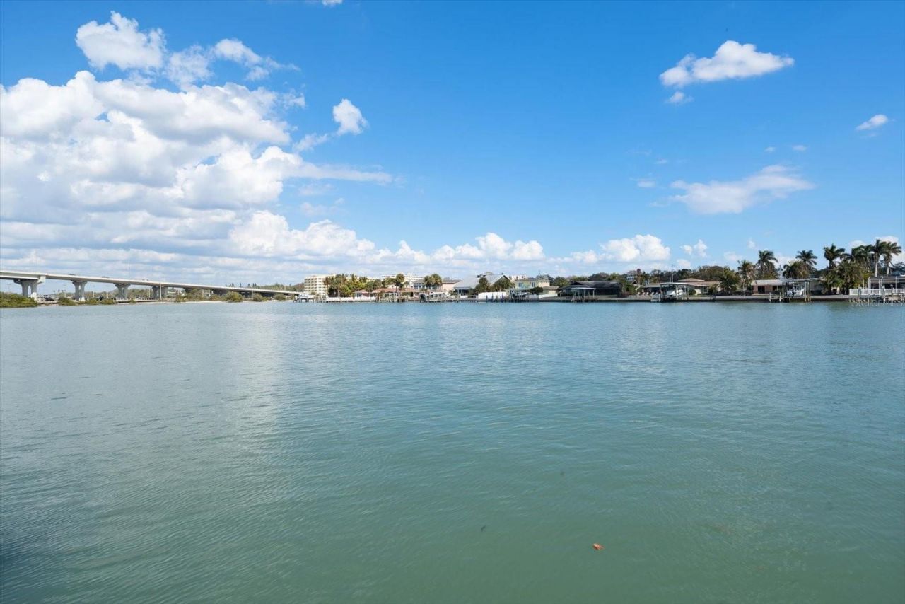 109 Driftwood Lane, Largo, FL 33770 Photo