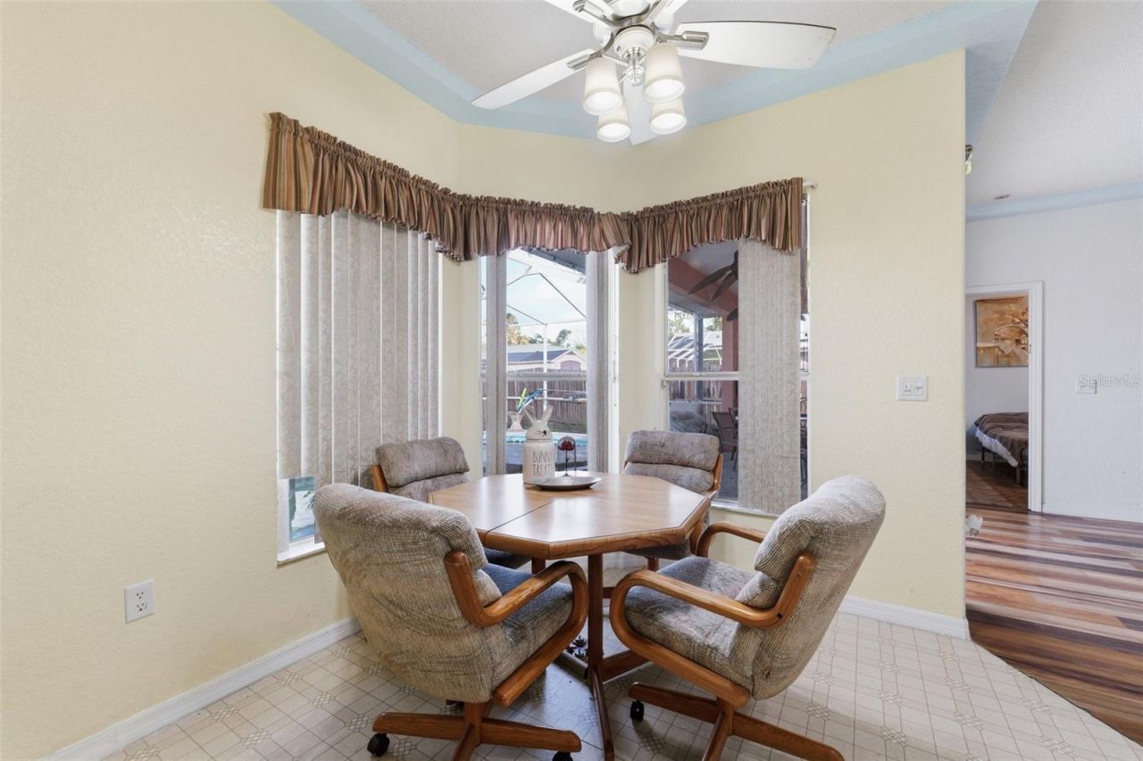 8378 Maltby Road , Spring Hill, FL 34606 Photo