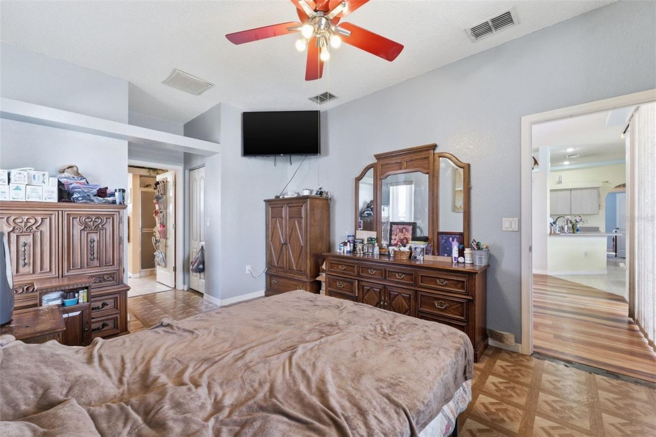 8378 Maltby Road , Spring Hill, FL 34606 Photo