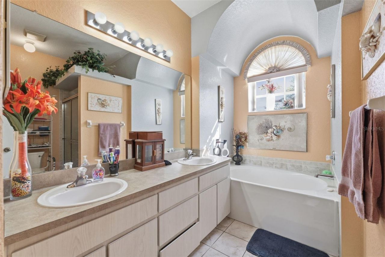 8378 Maltby Road , Spring Hill, FL 34606 Photo