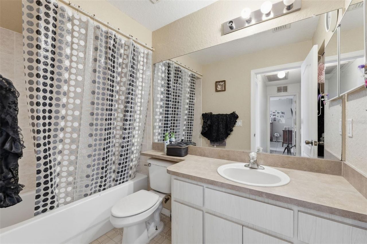 8378 Maltby Road , Spring Hill, FL 34606 Photo