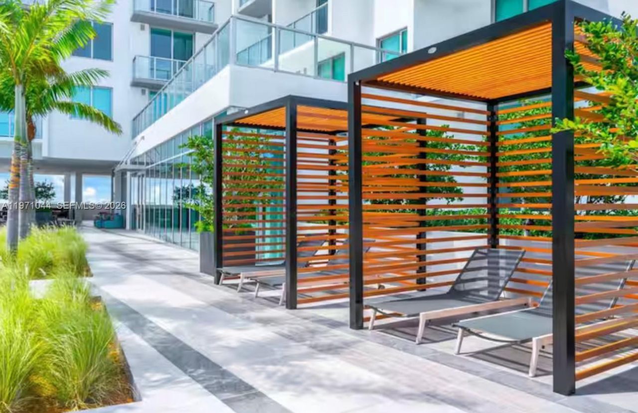 3900 Biscayne Blvd , Unit S-402, Miami, FL 33137 Photo