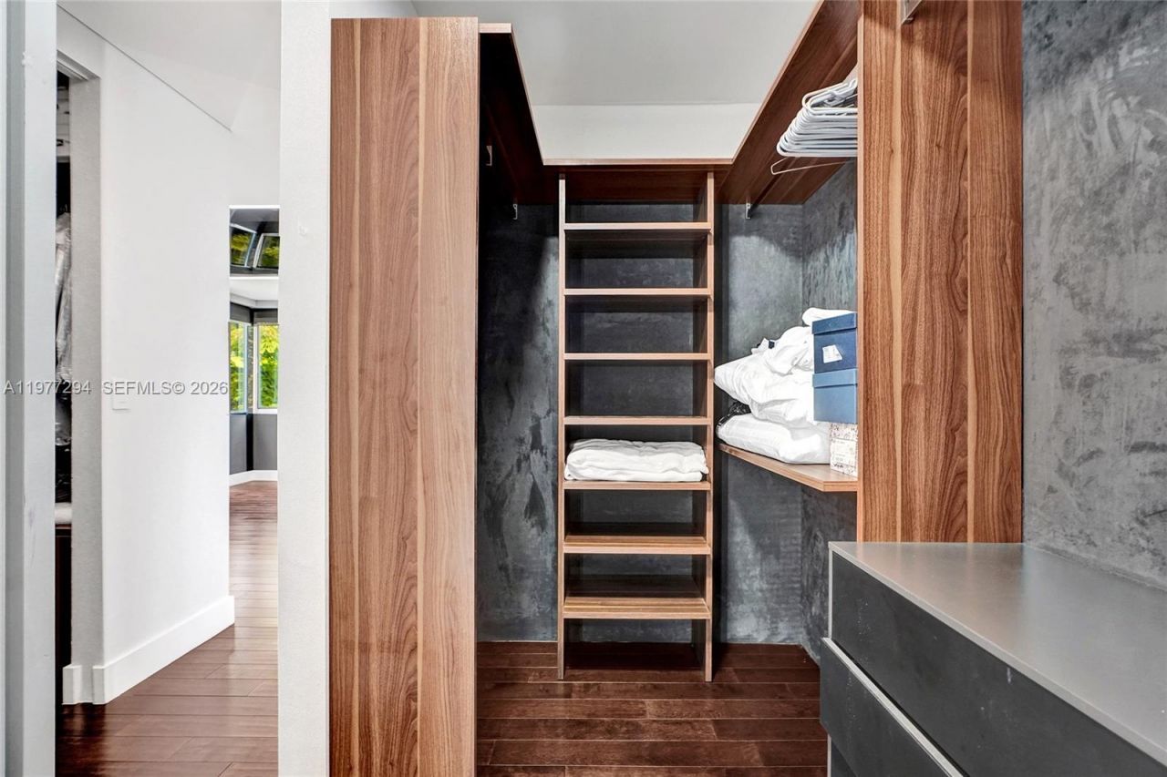 10223 NW 75th Ter, Doral, FL 33178 Photo