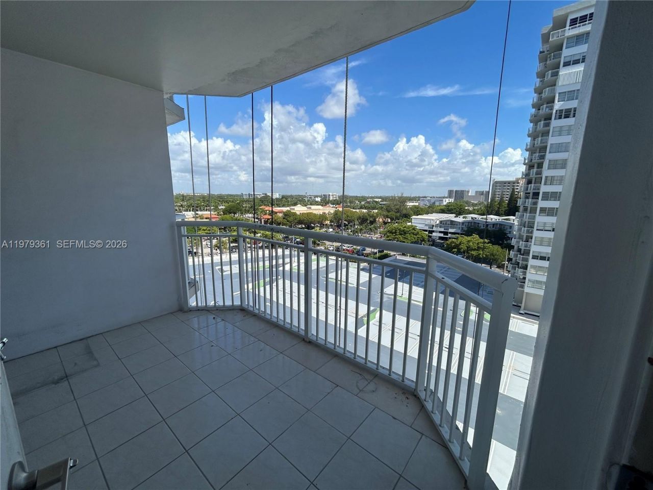18031 Biscayne Blvd , Unit 904, Aventura, FL 33160 Photo