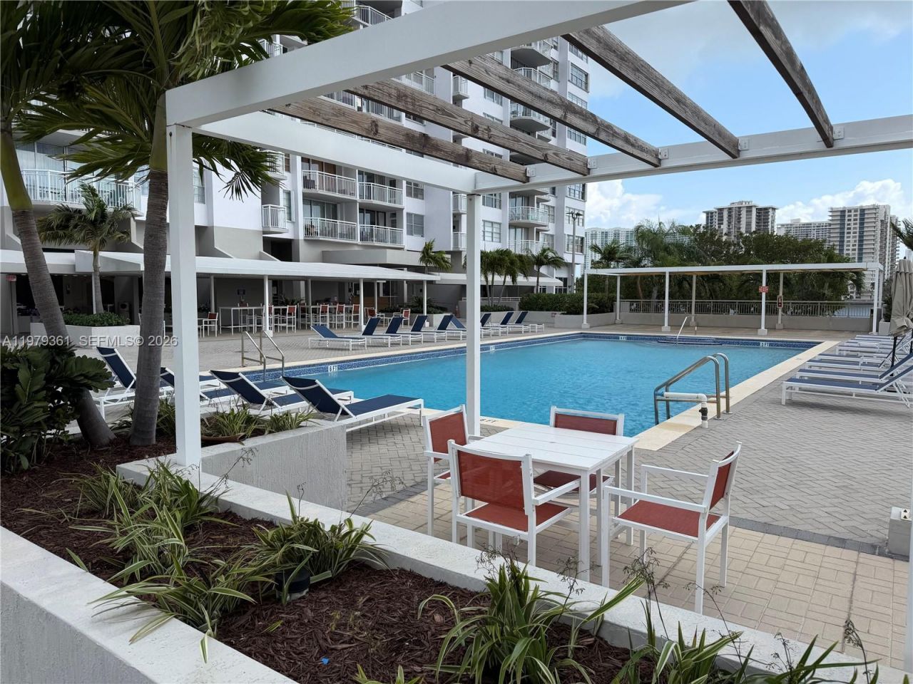 18031 Biscayne Blvd , Unit 904, Aventura, FL 33160 Photo