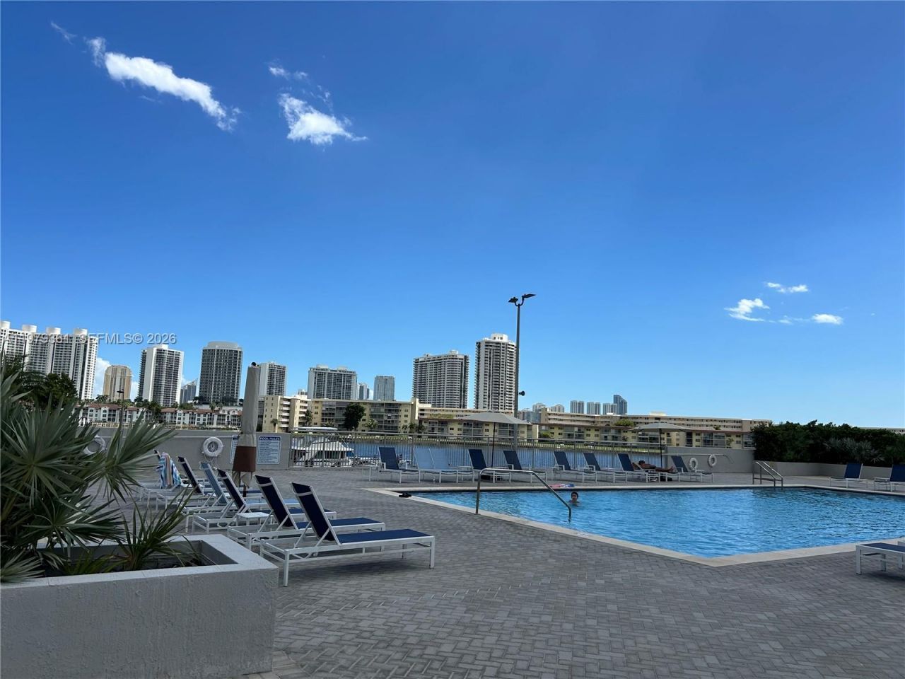 18031 Biscayne Blvd , Unit 904, Aventura, FL 33160 Photo