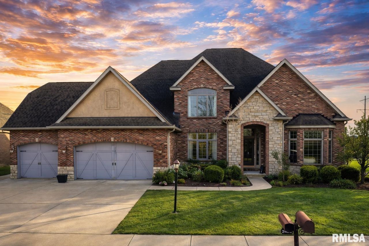 2422 W Augusta Drive, Dunlap, IL 61525 Main Photo