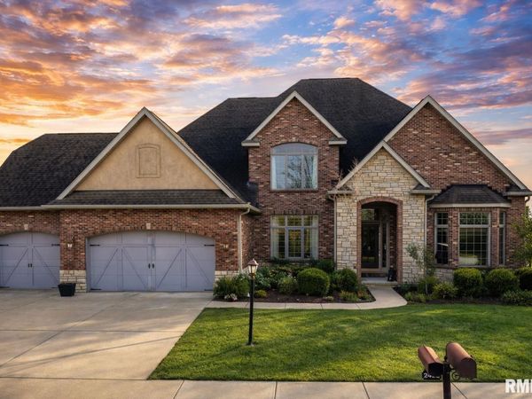 2422 W AUGUSTA Drive, Dunlap, IL 61525