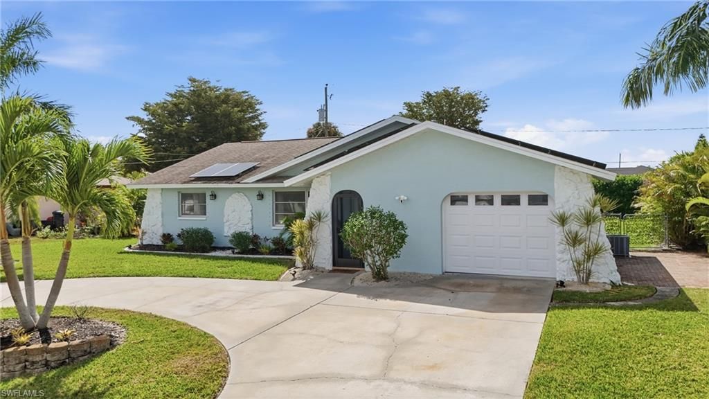 118 SE 44th Ter, Cape Coral, FL 33904 Photo