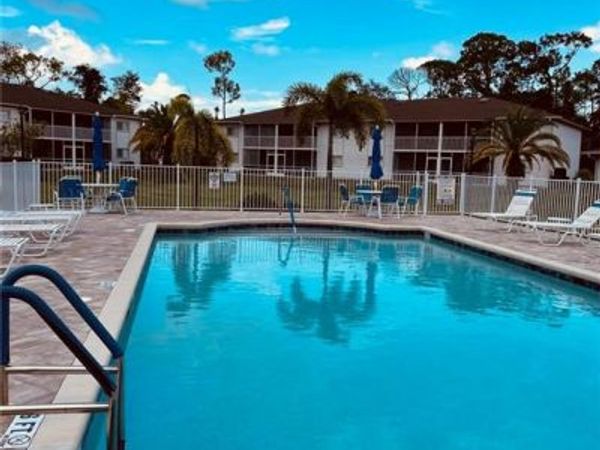 2385 Naples Trace CIR, Unit 106, NAPLES, FL 34109