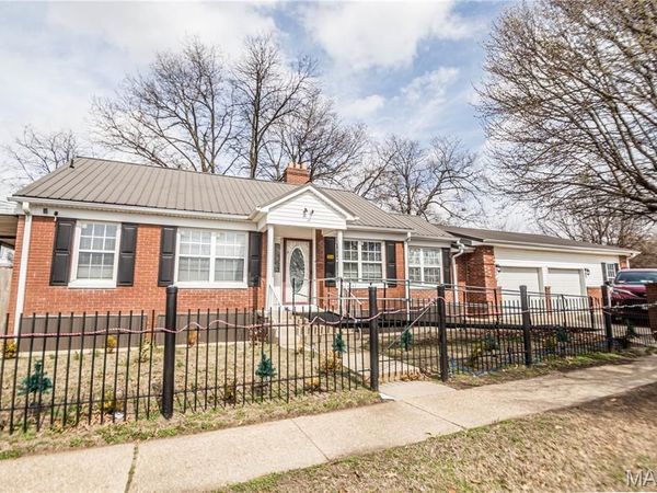 304 W Howard Street, Malden, MO 63863
