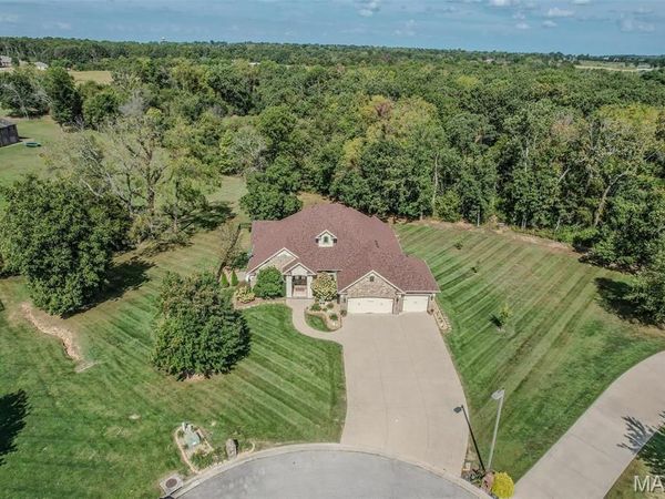 959 Cobblestone Court , Lebanon, MO 65536