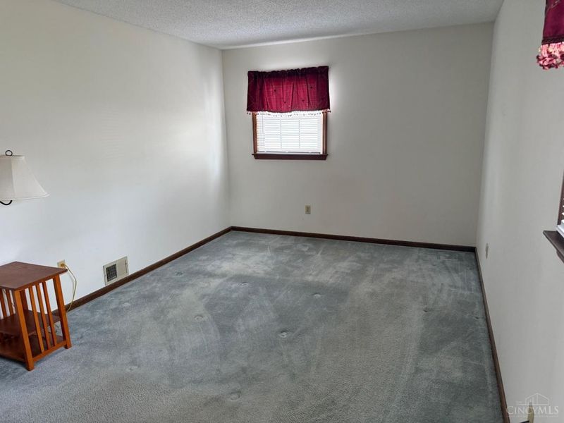 504 Meadow Lane, Trenton, OH 45067 Photo 14