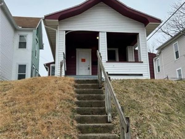 217 S Shaffer Street, Springfield, OH 45506