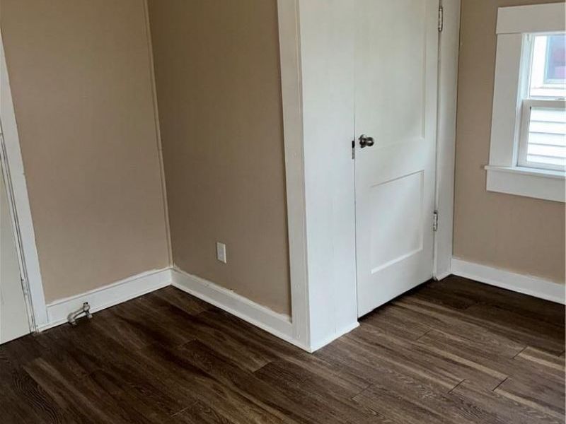 217 S Shaffer Street, Springfield, OH 45506 Photo 5