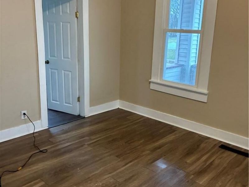 217 S Shaffer Street, Springfield, OH 45506 Photo 9