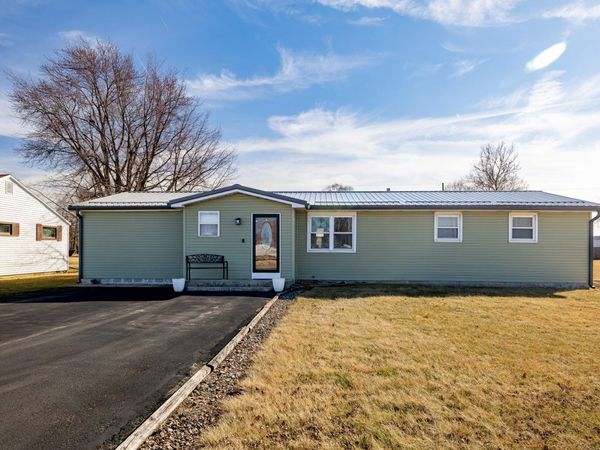 315 W Railroad Street, Kentland, IN 47951