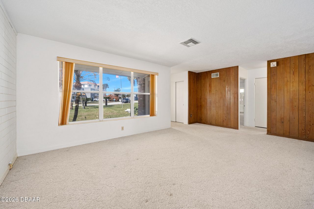 4 Dolphin Avenue, Ormond Beach, FL 32176 Photo