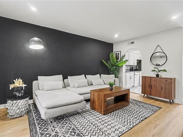 3083 Colonial Way, Unit E, Atlanta, GA 30341