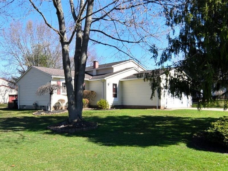 985 Berkshire Drive, Macedonia, OH 44056 Photo 3