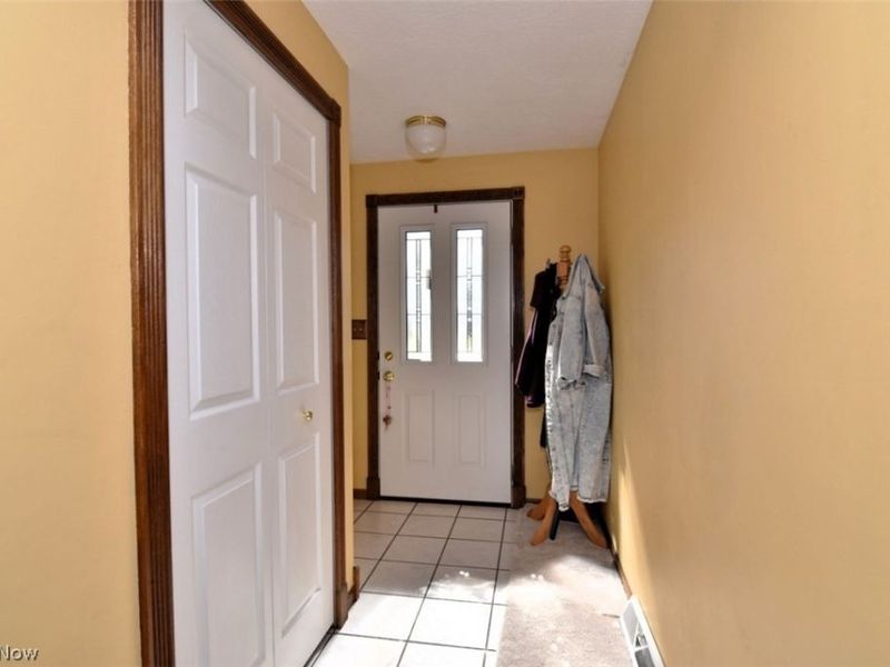 985 Berkshire Drive, Macedonia, OH 44056 Photo 4