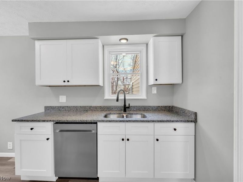 16210 Judson Drive, Cleveland, OH 44128 Photo 10