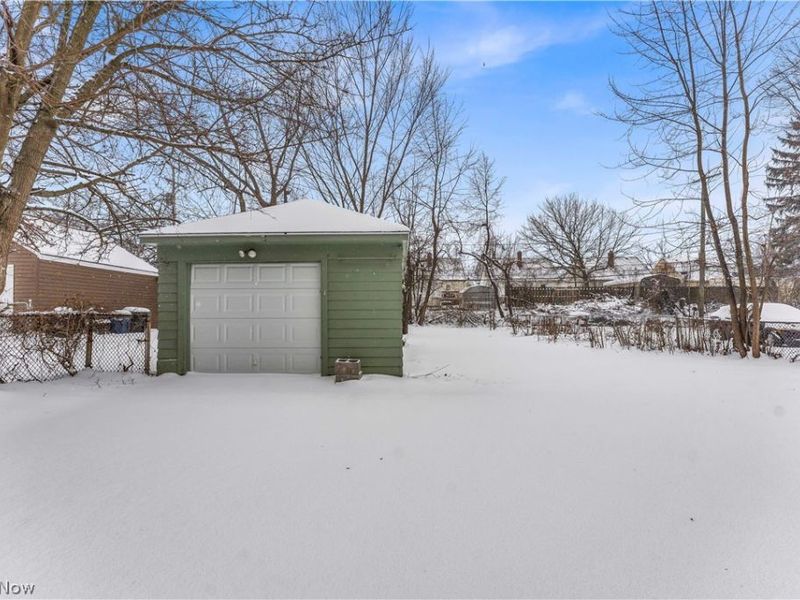 16210 Judson Drive, Cleveland, OH 44128 Photo 26