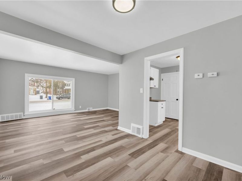 16210 Judson Drive, Cleveland, OH 44128 Photo 6