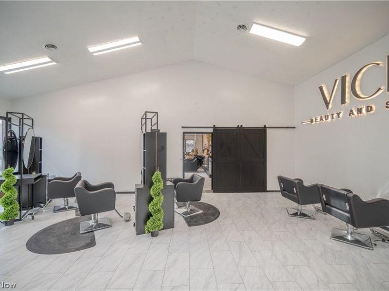 7393 California Avenue, Youngstown, OH 44512 Photo 7