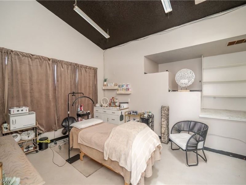 7393 California Avenue, Youngstown, OH 44512 Photo 9