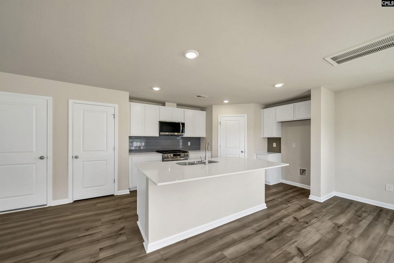 2091 Rexford Court  Photo 11