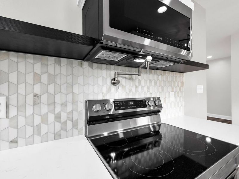 624 Cooper Avenue , Bellefontaine, OH 43311 Photo 9