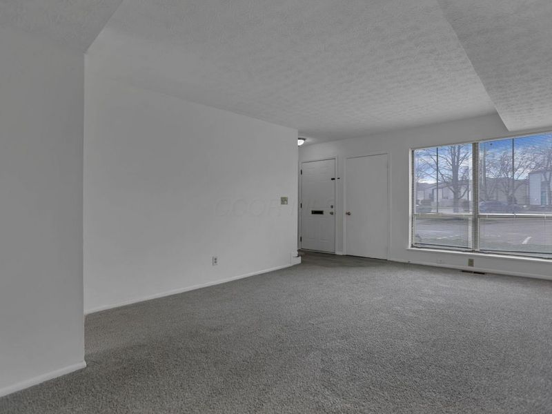 1022 Galliton Court, Unit D, Columbus, OH 43220 Photo 14