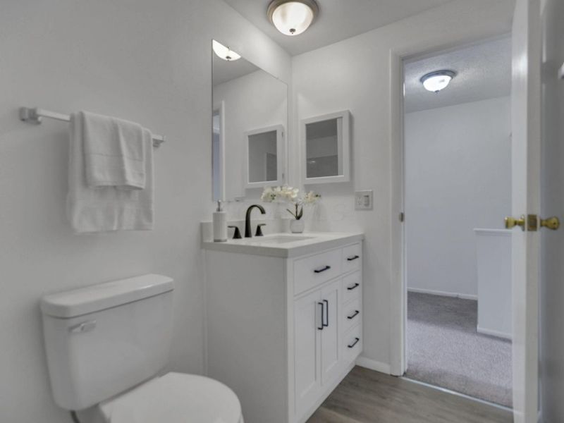 1022 Galliton Court, Unit D, Columbus, OH 43220 Photo 16