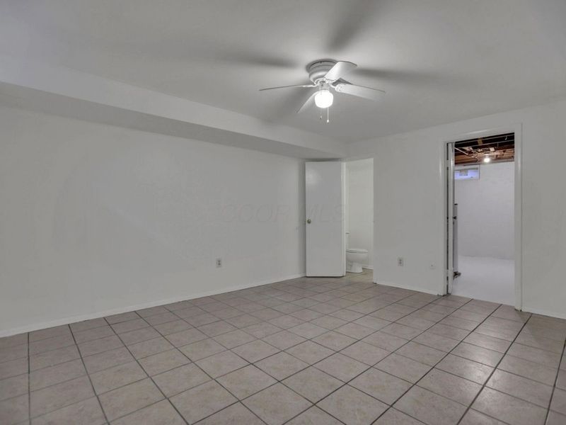 1022 Galliton Court, Unit D, Columbus, OH 43220 Photo 21