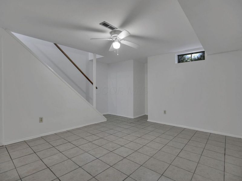 1022 Galliton Court, Unit D, Columbus, OH 43220 Photo 22