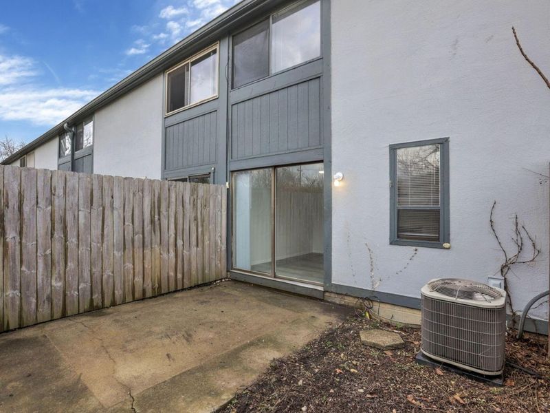 1022 Galliton Court, Unit D, Columbus, OH 43220 Photo 29